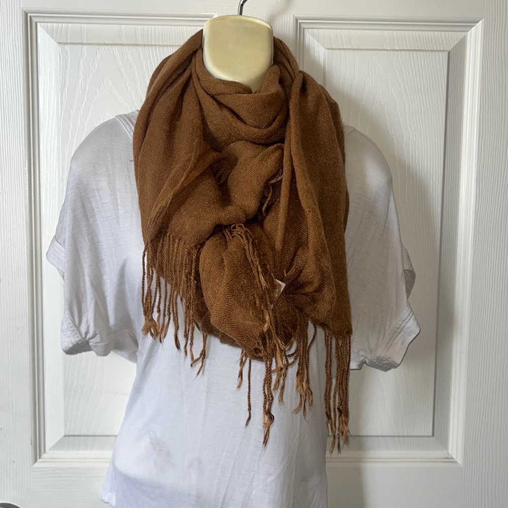 H&m brown scarf